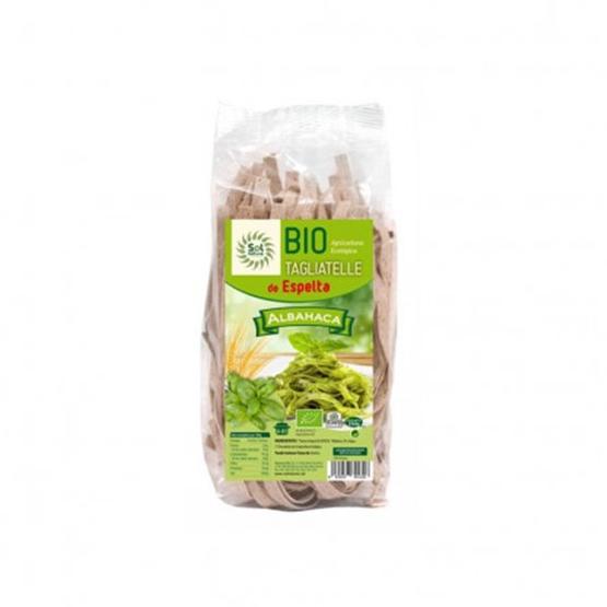 Tagliatelle de espelta con albahaca