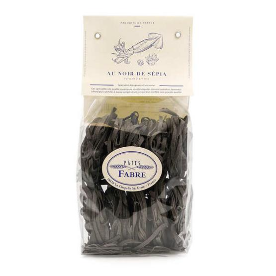 Tagliatelles au noir de sépia